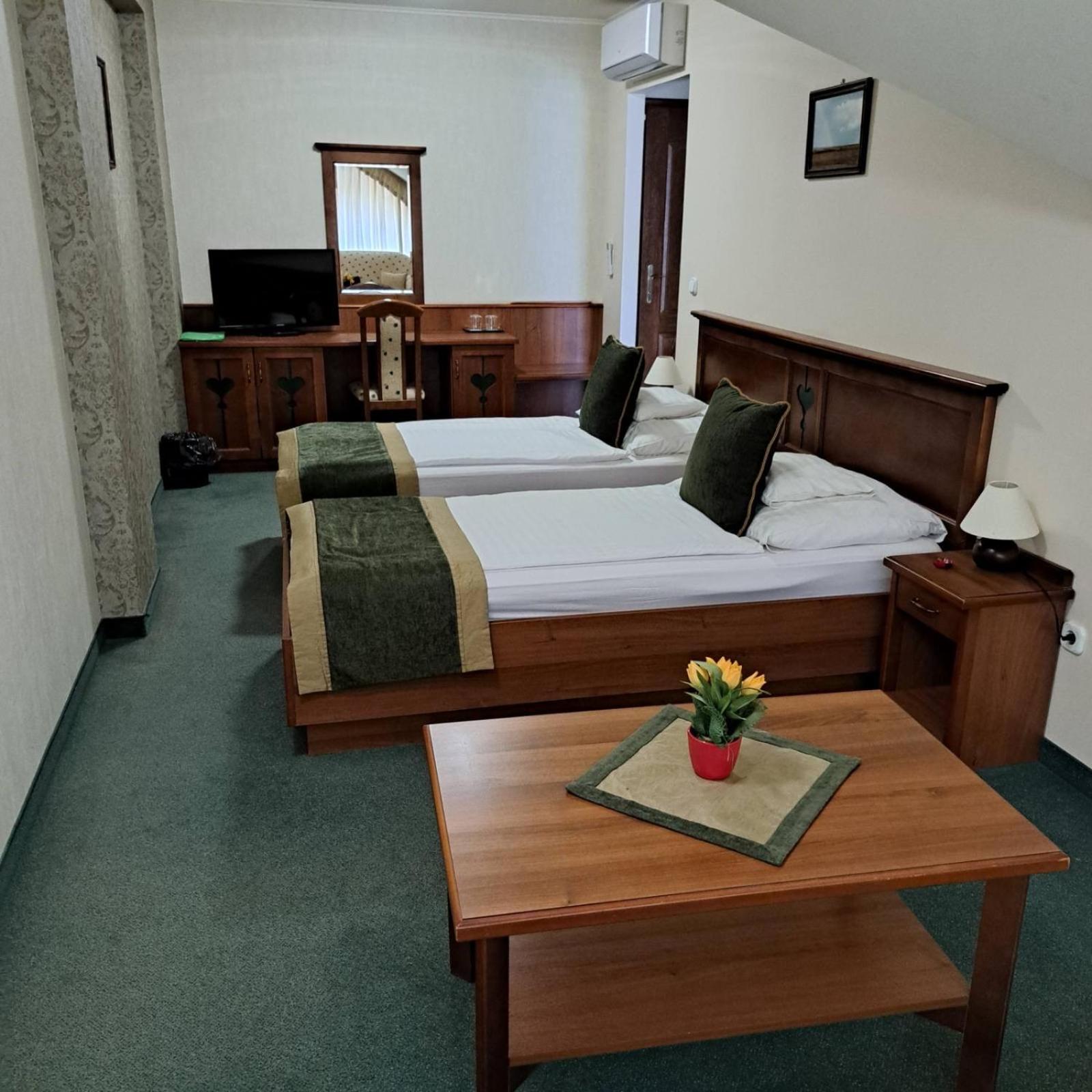 Fulopszallas Kigyosi Csarda & Panzio Bed & Breakfast エクステリア 写真