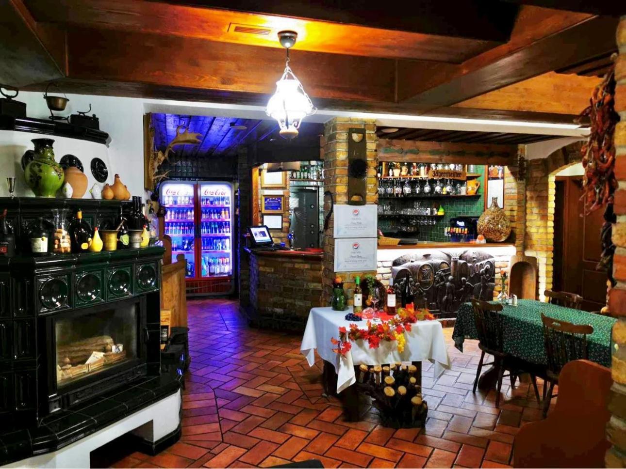 Fulopszallas Kigyosi Csarda & Panzio Bed & Breakfast エクステリア 写真
